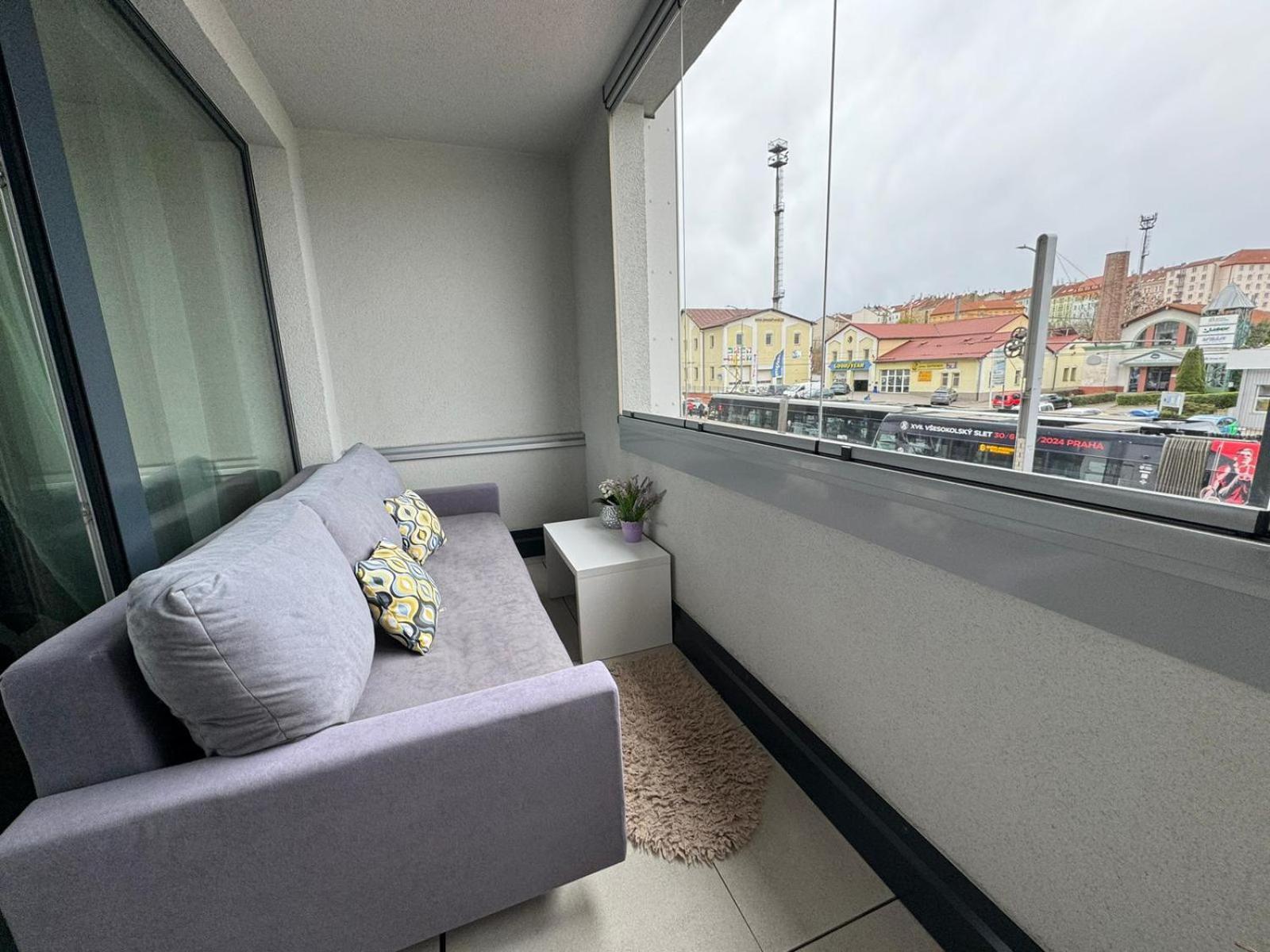 O2 Arena Holliday Suites Apartmán *