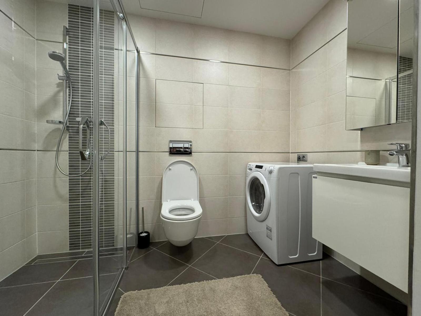 Apartmán O2 Arena Holliday Suites